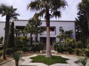 8 otaqlı həyət evi/bağ evi - Şüvəlan q. - 200 m²