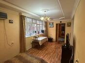 Satılır 6 otaqlı köhnə tikili 150 m², İnşaatçılar m., photo 4 from 8