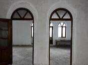 9 otaqlı həyət evi/bağ evi - Qara Qarayev m. - 1500 m²