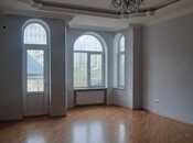 6 otaqlı həyət evi/bağ evi - İnşaatçılar m. - 400 m²