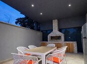 4 otaqlı həyət evi/bağ evi - Mərdəkan q. - 200 m²