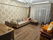 Продаётся 3-комн. вторичка 80 м², м. Кара Караев, photo 1 from 5