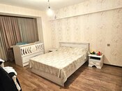 Продаётся 3-комн. вторичка 80 м², м. Кара Караев, photo 2 from 5