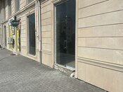1-комн. новостройка - м. Ази Асланов - 150 м²