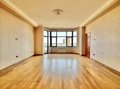 3-комн. новостройка - м. Сахил - 150 м²