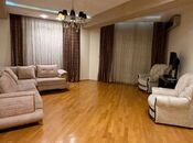 Сдаётся 2-комн. новостройка 90 м², м. 20 января, photo 1 from 6