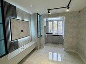 Продаётся 4-комн. вторичка 80 м², Хатаинский р., photo 2 from 8