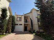 6 otaqlı həyət evi/bağ evi - İnşaatçılar m. - 330 m²