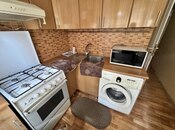 Продаётся 3-комн. вторичка 70 м², м. Иншаатчылар, photo 3 from 8