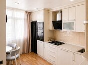 Продаётся 3-комн. вторичка 100 м², м. Нефтчиляр, photo 7 from 8