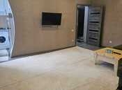 Сдаётся 2-комн. вторичка 60 м², м. Ази Асланов, photo 1 from 5