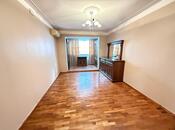 Satılır 2 otaqlı köhnə tikili 55 m², Xalqlar Dostluğu m., photo 1 from 8