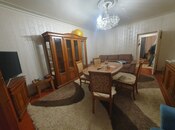 Satılır 3 otaqlı köhnə tikili 90 m², Qara Qarayev m., photo 1 from 8