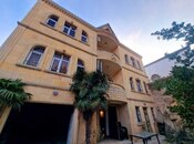 6 otaqlı həyət evi/bağ evi - Nəsimi m. - 600 m²