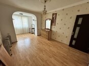 3-комн. вторичка - м. Иншаатчылар - 70 м²