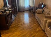 Продаётся 3-комн. вторичка 75 м², м. Нефтчиляр, photo 4 from 8