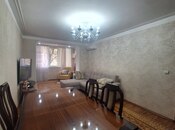 Satılır 2 otaqlı köhnə tikili 56 m², İnşaatçılar m., photo 1 from 8