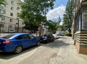 Satılır 4 otaqlı köhnə tikili 100 m², Badamdar q., photo 1 from 8