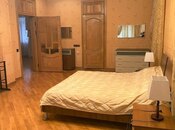 6 otaqlı həyət evi/bağ evi - Bakıxanov q. - 350 m²