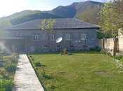 4 otaqlı həyət evi/bağ evi - Qax - 100 m²