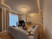 4 otaqlı yeni tikili - 28 May m. - 210 m²
