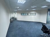3 otaqlı ofis - 8 Noyabr m. - 92 m²