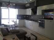 Сдаётся 2-комн. новостройка 70 м², м. 8 ноября, photo 2 from 5