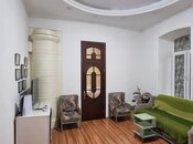 Satılır 3 otaqlı köhnə tikili 85 m², Sahil m., photo 1 from 8