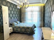 3-комн. новостройка - м. 28 мая - 120 м²