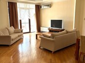 Сдаётся 4-комн. новостройка 230 м², м. Ичеришехер, photo 1 from 8