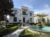 6 otaqlı həyət evi/bağ evi - Mərdəkan q. - 300 m²