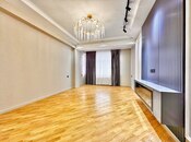 4-комн. новостройка - м. Кара Караев - 133 м²