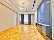 Продаётся 4-комн. новостройка 135.5 м², м. Кара Караев, photo 2 from 8