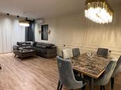 2-комн. новостройка - м. 8 ноября - 100 м²