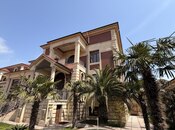 7 otaqlı həyət evi/bağ evi - Nəsimi m. - 1250 m²