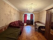 3 otaqlı köhnə tikili - 8-ci mikrorayon q. - 75 m²