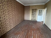 Продаётся 3-комн. вторичка 70 м², м. Иншаатчылар, photo 2 from 8
