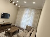 2 otaqlı köhnə tikili - Elmlər Akademiyası m. - 67 m²