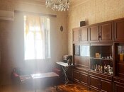 2 otaqlı köhnə tikili - 28 May m. - 70 m²