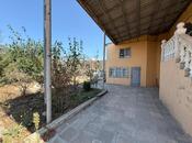 6 otaqlı həyət evi/bağ evi - Novxanı q. - 250 m²