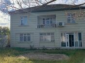 6 otaqlı həyət evi/bağ evi - Novxanı q. - 280 m²