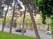 3-комн. вторичка - м. Элмляр Академиясы - 100 м²