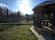 5 otaqlı həyət evi/bağ evi - Novxanı q. - 250 m²