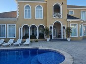 4 otaqlı həyət evi/bağ evi - Mərdəkan q. - 220 m²