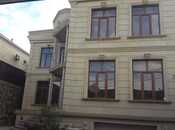 8 otaqlı həyət evi/bağ evi - Badamdar q. - 600 m²