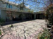 5 otaqlı həyət evi/bağ evi - Novxanı q. - 200 m²