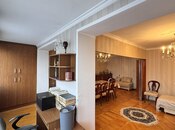 Satılır 3 otaqlı köhnə tikili 70 m², Nizami m., photo 5 from 8