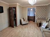 Satılır 2 otaqlı köhnə tikili 60 m², Yasamal r., photo 1 from 8