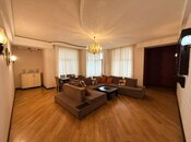 Продаётся 3-комн. новостройка 180 м², м. Низами, photo 1 from 8