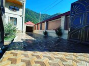 6 otaqlı həyət evi/bağ evi - Qax - 440 m²